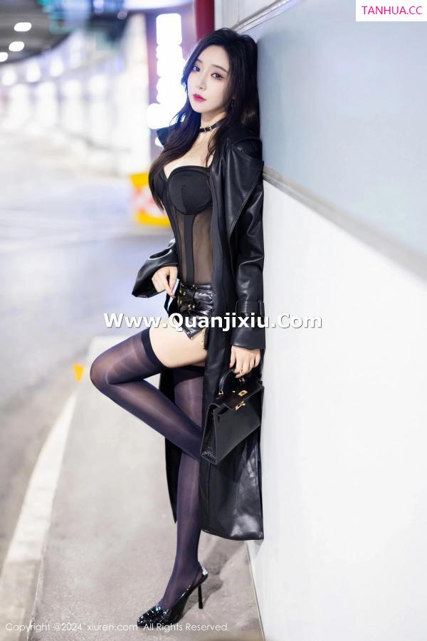 王馨瑶  [XiuRen]高清写真图 2024.02.29 No.8158 王馨瑶yanni 黑丝美腿第28张图片